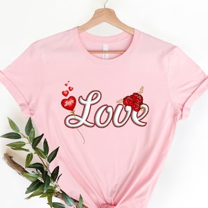 Love Heart Valentines day Shirt,  Cute Happy Valentines Day shirt, gift for her Valentines day, womens shirt, gift for her girlfriend mama