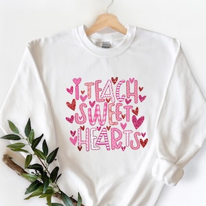 Teacher Valentines  day shirt, I Teach the sweet heats shirt, Field Trip Shirt, Teacher Tee Teacher Gift Teacher life, Cheetah apple shirt