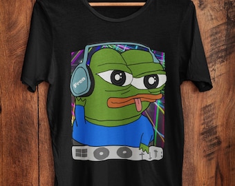 Apu Apustaja DJ Pepe Turntable The Frog Party Music Fren Meme EDM Funny Techno Culture & Rave Humor Graphic Tees Unisex