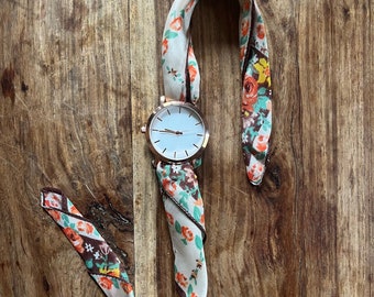 Reloj de cinta de pañuelo de seda vintage