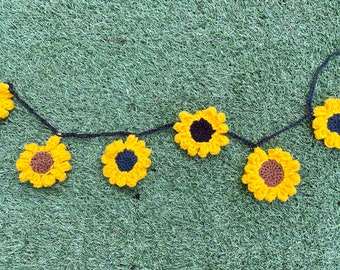 Crochet Sunflower/ Daisy Garland