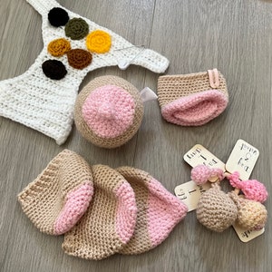 Gold Breastfeeding/ nursing/ lactation demonstration kit with nappy. IBCLC Tools.