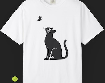 Minimalist Cat and Butterfly T-Shirt – Cat Lover Animal Tee