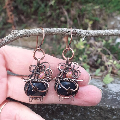 Copper Wire Cauldron Earrings: Black Agate Halloween Jewelry