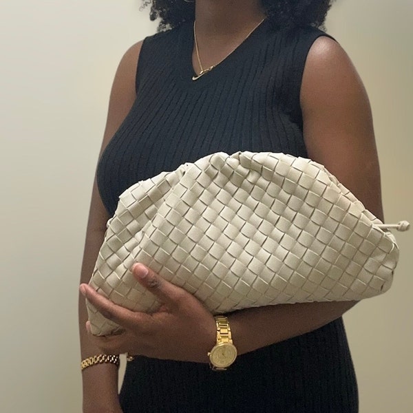 Crossbody Clutch Bag- Large Woven Cloud Bag- Evening Crossbody Clutch- Luxury Purse Gift For Her- Faux Leather Woven Bag- Soft Pouch Bag