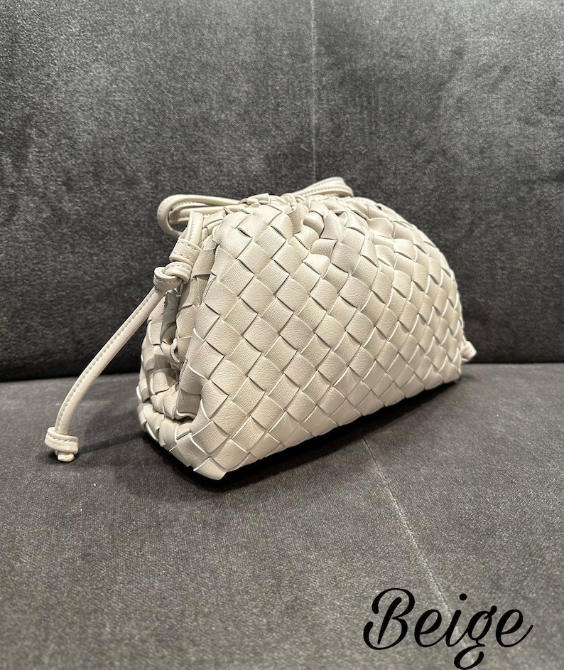 Soft Woven Pouch Bag Cute Gift Handbags Leather Clutch Bags Cloud Bags Woven Bag Braided Bag Evening Crossbody Bag Faux Leather Clutch Beige
