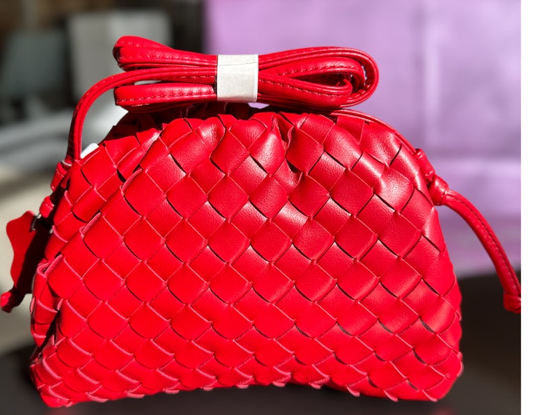 Soft Woven Pouch Bag Cute Gift Handbags Leather Clutch Bags Cloud Bags Woven Bag Braided Bag Evening Crossbody Bag Faux Leather Clutch Rosso