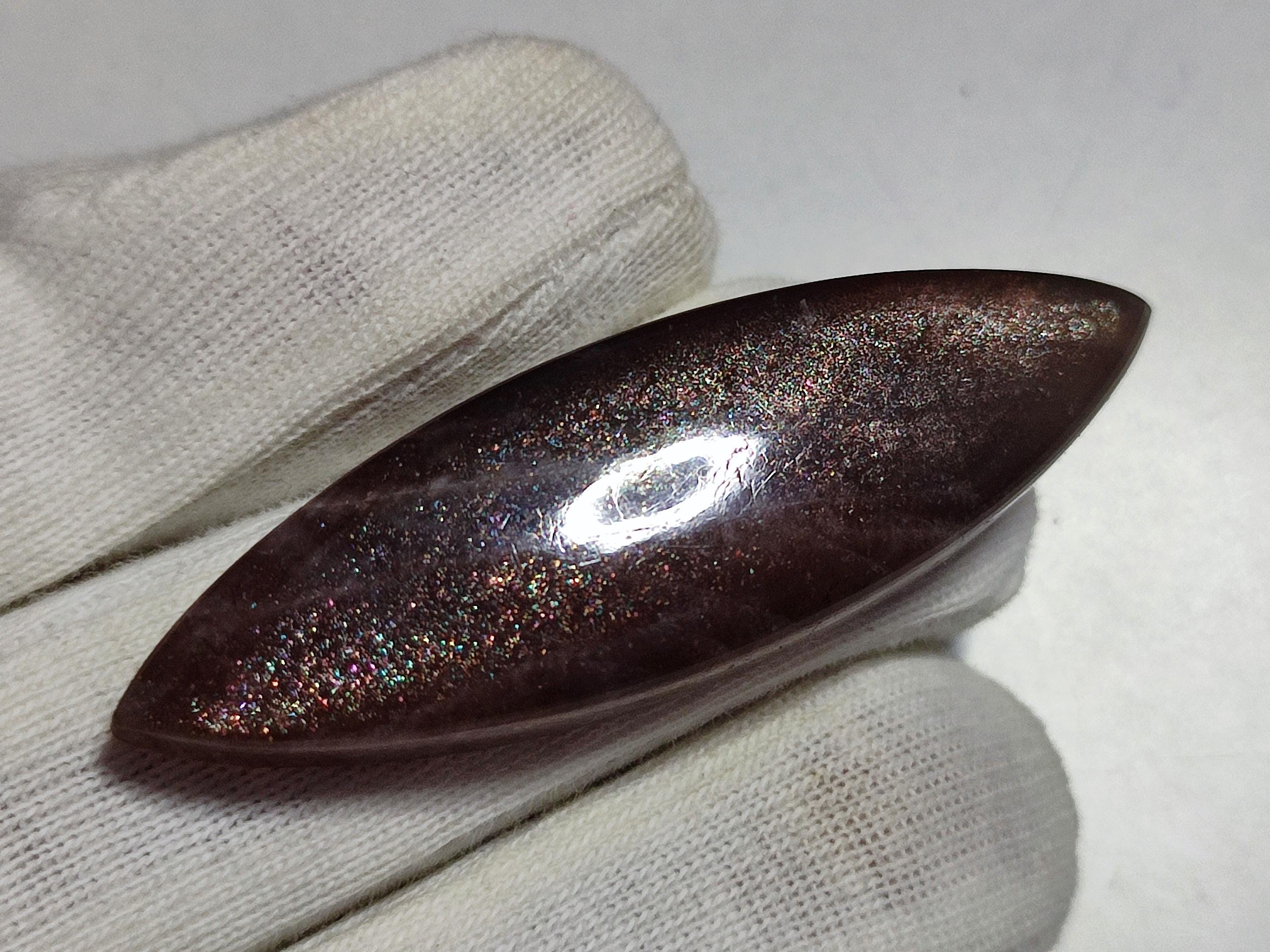 アイオライトサンストーン||タンザニア産天然レインボー・ブラッド