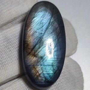 Natural spectrolite purple flashy labradorite cabochon Labradorite gemstone || Size=31×18×7 || weight= 28 carat || Loose Gemstone