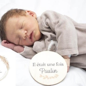 Carte Bienvenue bébé - Carte naissance - Carte présentation nouveau né - Carte bébé - Carte en bois personnalisé image 2
