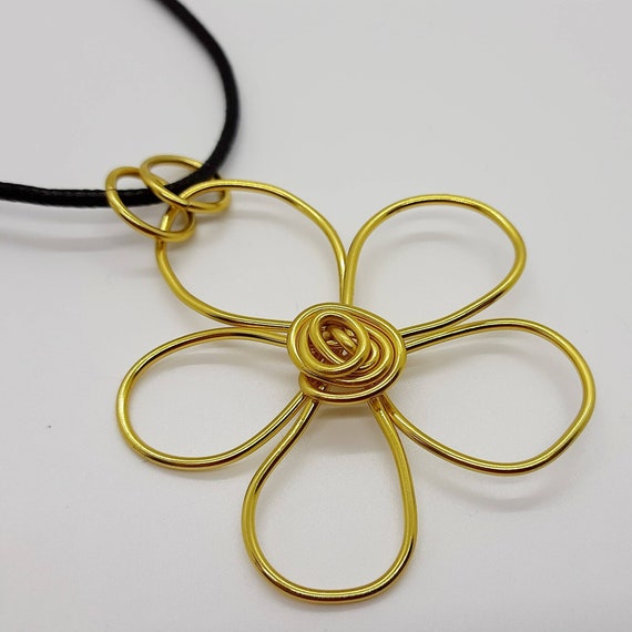 Gold Flower Necklace Chunky Gold 