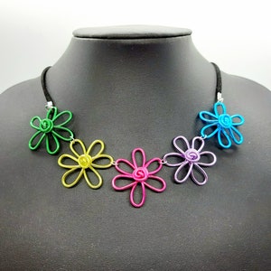 Statement colourful chunky flower necklace, bold quirky necklace for women, fun short daisy chain necklace, unique handmade jewellery UK