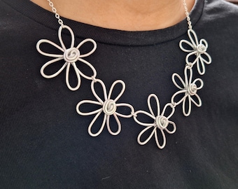 Statement silver flower necklace, 18 inch daisy chain necklace, chunky floral bib necklace, handmade jewellery gift for women UK