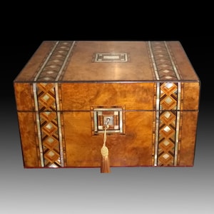 19th Century Burr Walnut Vanity Box • Intricately Inlaid With Mother Of Pearl