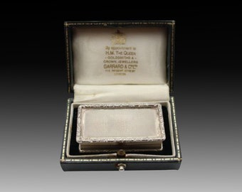 Tabacchiera vintage in argento sterling di Garrard: gioiellieri della regina