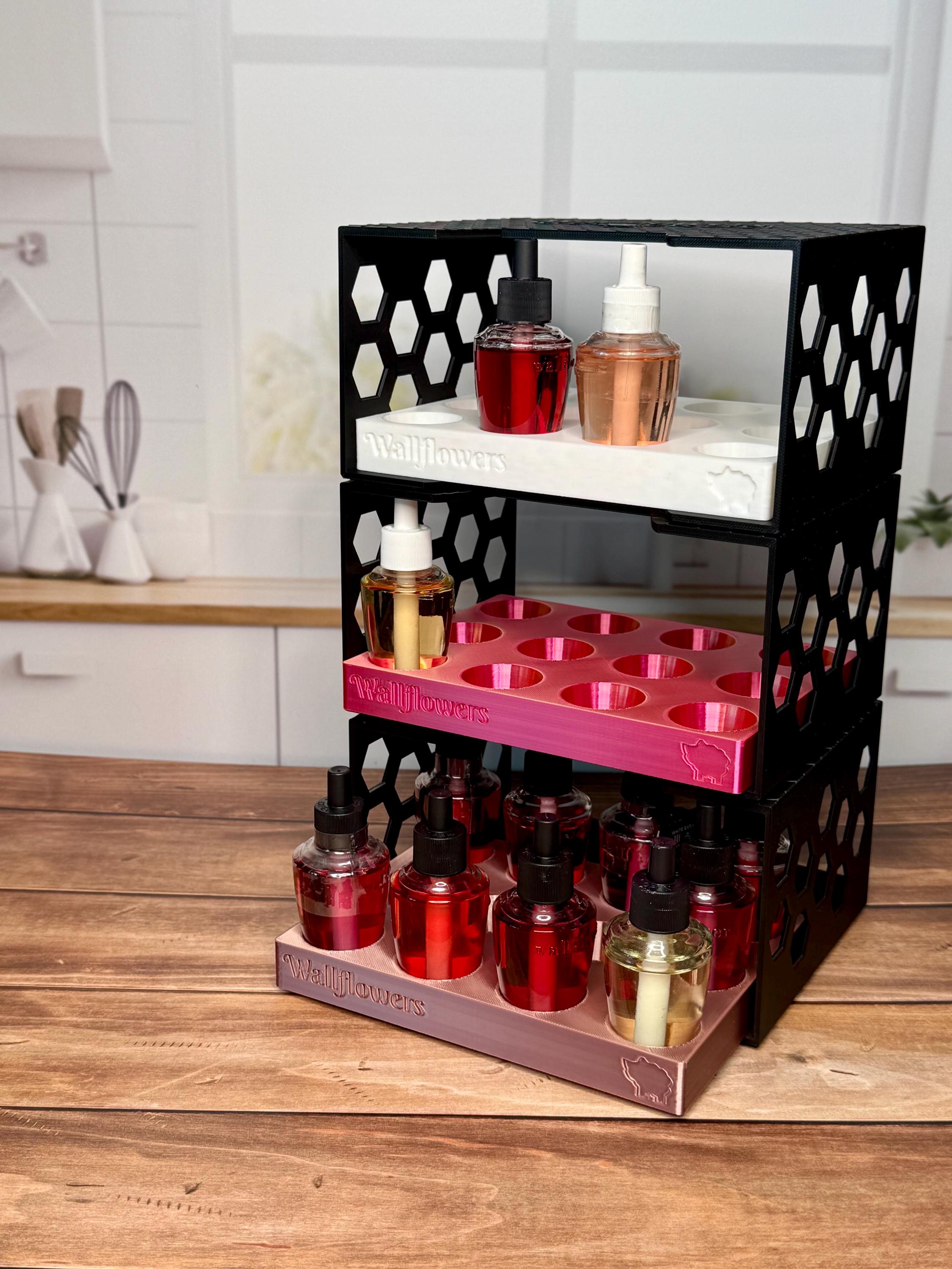 ウォールフラワー シェルフ Jonas & Jonas WALLFLOWER Wallflowers Organizer Shelf Stacker for 12 Refills, Stackable Bath
