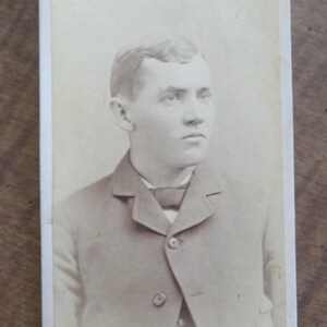 Antique CDV Photo Young Gentleman Photographer Rothwell Washington PA