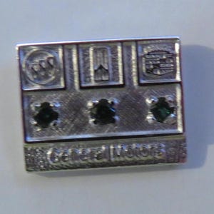 GM General Motors Emerald Gemstone Tie Tack Factory Worker Employee Service Award