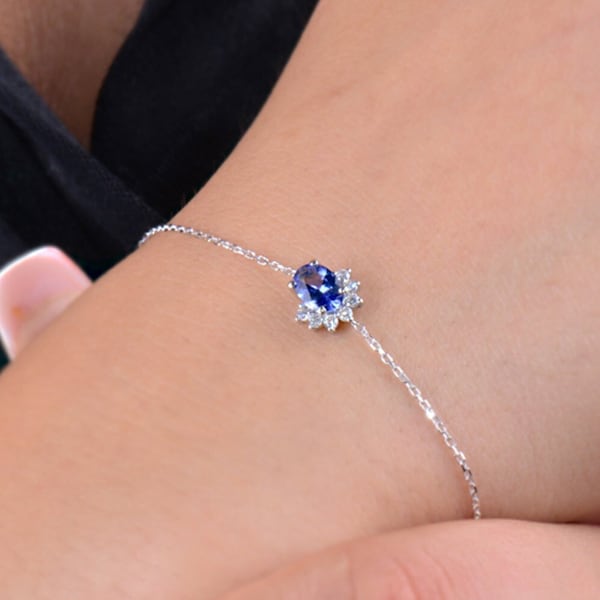 Oval Tanzanite Bracelet, Dainty Diamond Bracelet, , Unique Tanzanite Bracelet, Everyday Bracelet, Valentines Day Gift, Valentines Day Sale