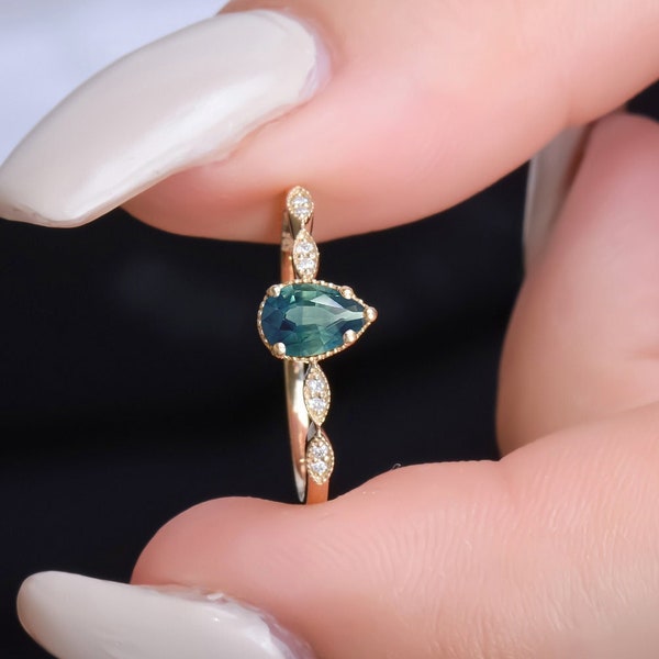 Blue Green Sapphire Engagement Ring, Pear Shaped Blue Green Sapphire, Vintage Wedding Teal Sapphire Ring, Black Friday