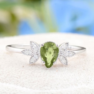 Handmade 14k Solid Gold Green Sapphire Ring with Diamond Halo