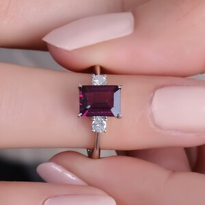 Rhodolite Engagement Ring, Red Gemstone Ring, Minimal Rhodolite Wedding Ring, Gold Ring