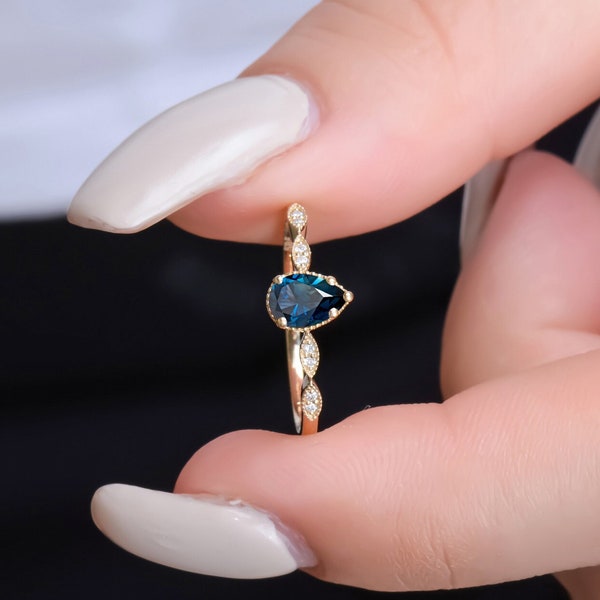 Bague de fiançailles saphir de Ceylan, bague saphir bleu en forme de poire, bague saphir de Ceylan vintage, cadeau bijoux d'été, bijoux faits main