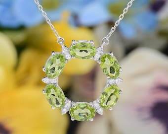 Green Peridot Solid Gold Handmade Necklace, Minimal Peridot Round Design Necklaces, Dainty Green Peridot Necklaces, Valentine's Day Gift