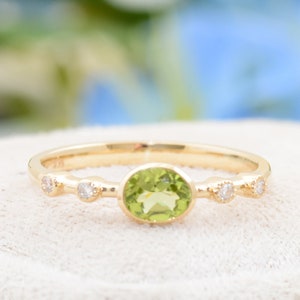 Vintage Peridot Engagement Ring Oval Shaped Yellow Gold Diamond, Certificated Genuine Peridot Diamond Wedding Ring, Valentine's Day Gifts