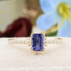Tansanitring im Smaragdschliff, Tansanit und Diamant aus solidem Goldring, Tansanitverlobungsring mit Diamant, Valentinstagsschmuck