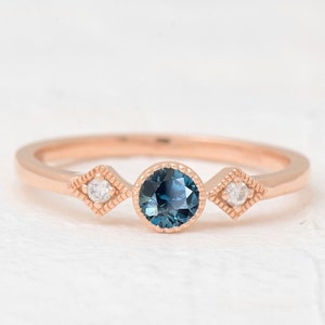 Teal Sapphire Engagement Ring, Round Shape Teal Sapphire Engagement Ring, Unique Jewelry Gift, Black Friday Sale, Gift for Her