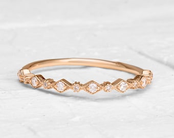 Cluster Ring in 14k Gold, Diamond Cluster Ring, Unique Diamond Stackable Ring, Diamond Wedding Band