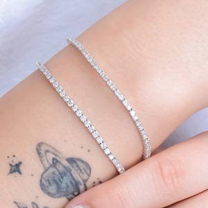 Solid Gold Zarte Diamant Tennis Armband, 14K Gold Tennis Armband, elegantes Geschenk für Frau, Solid Gold Runde Diamant Tennis Armband