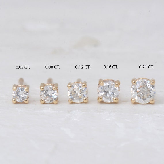 Daily use diamond earrings discount
