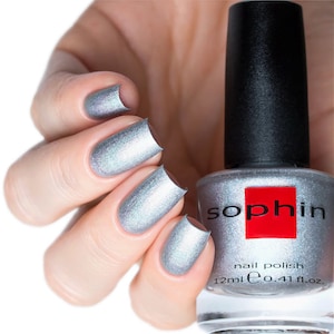 Srebrny holograficzny lakier do paznokci. Sophin 0206. Holograficzny liniowy. Modne paznokcie. Dla lśniącego manicure. Naturalne paznokcie, kosmetyki wegańskie.