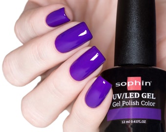 Vivid lilac gel polish. Sophin 0765 Ultra Purple. Super glossy shine, bright violet color, stunning durability.