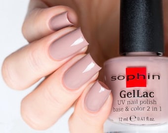Schritt 1. Beige Gel-Nagellack ohne UV-LED-Lampe zu verwenden. einwöchige Maniküre. 0624