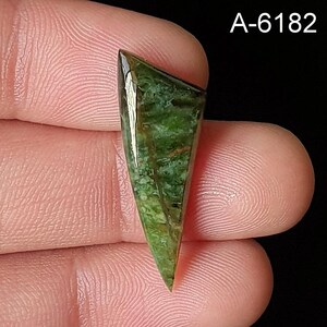 Polished Chrome Chalcedony Gemstone – Flat Back Loose Crystal A-6182 31x10mm. 10Ct