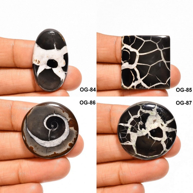 Cabochon Septarian noir naturel, Gronates Septarian Pierre précieuse de conception de toile d'araignée, Septarian noir marocain Cabine septarian lisse à dos plat image 1