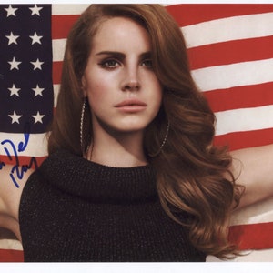 Lana Del Rey SIGNED 8&quot; x 10&quot; Photo + Certificate of Authentication 100% Genuine