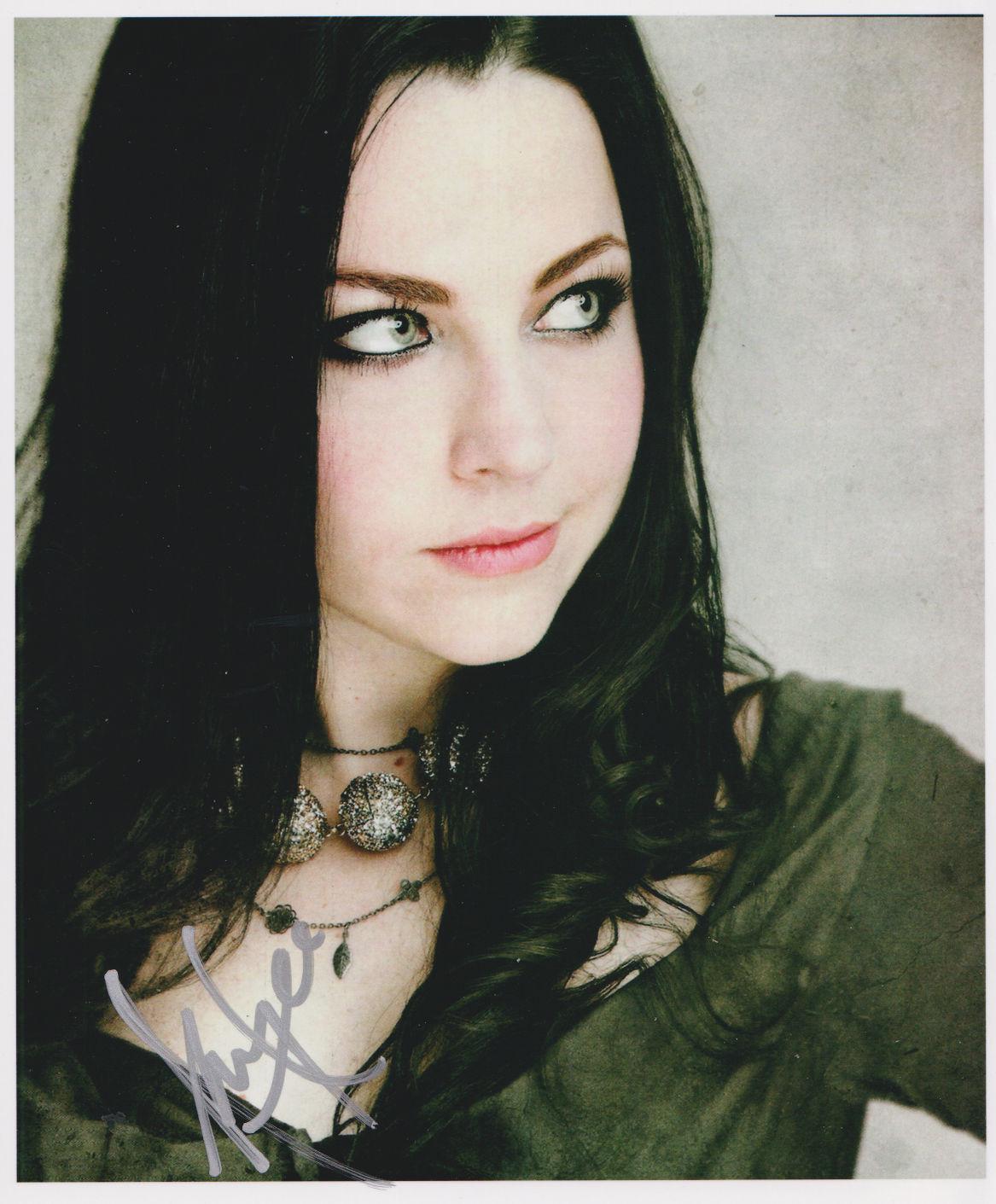 Amy Lee (evanescence) Signed 8