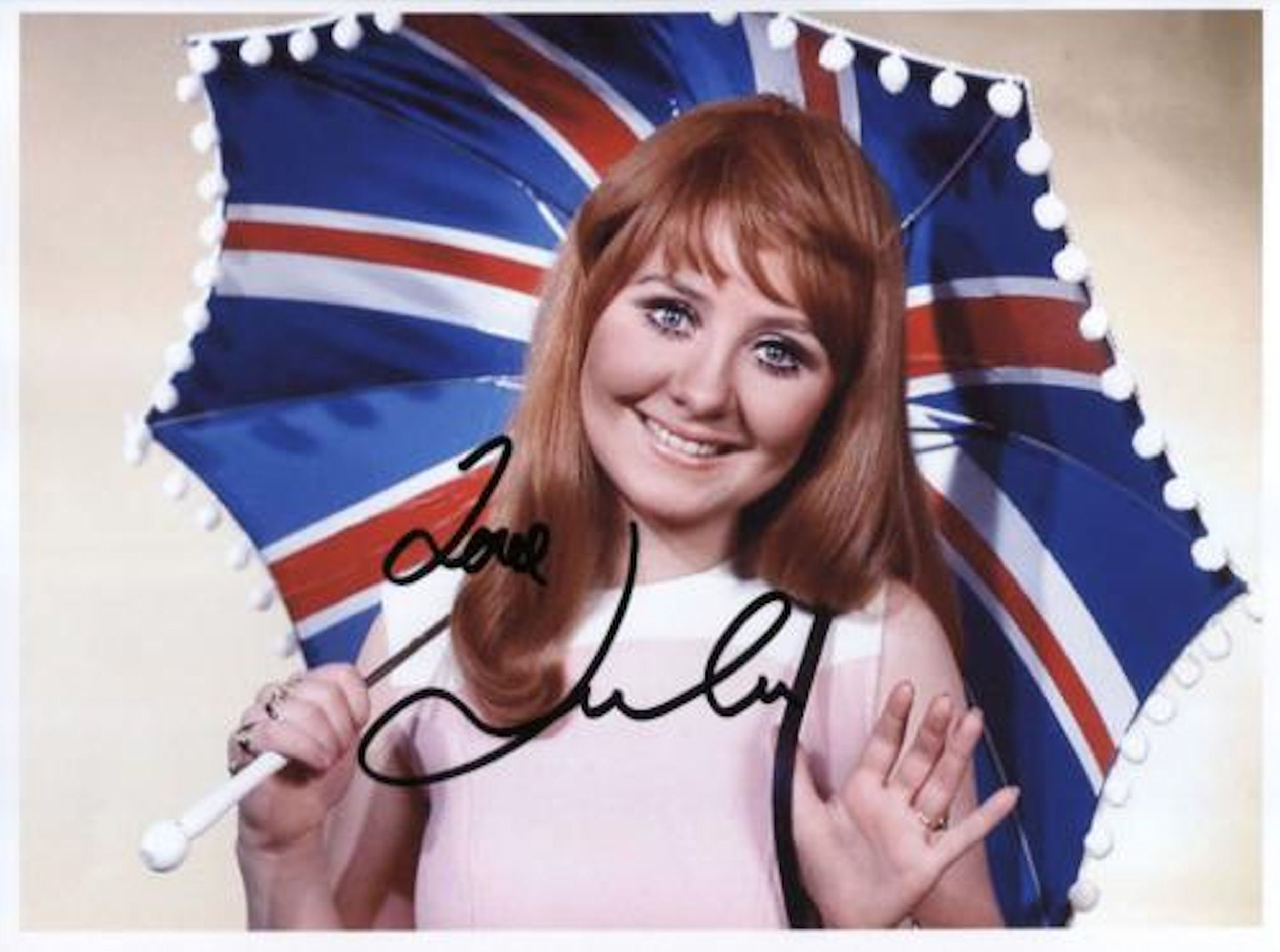 Lulu (female Singer) SIGNED 8