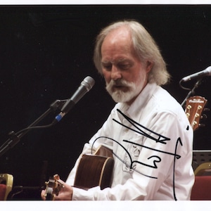 Roy Harper SIGNED 8&quot; x 10&quot; Photo + Certificate of Authentication 100% Genuine