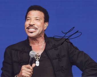 Foto FIRMADA de Lionel Richie + Certificado de Autenticación 100% Genuino