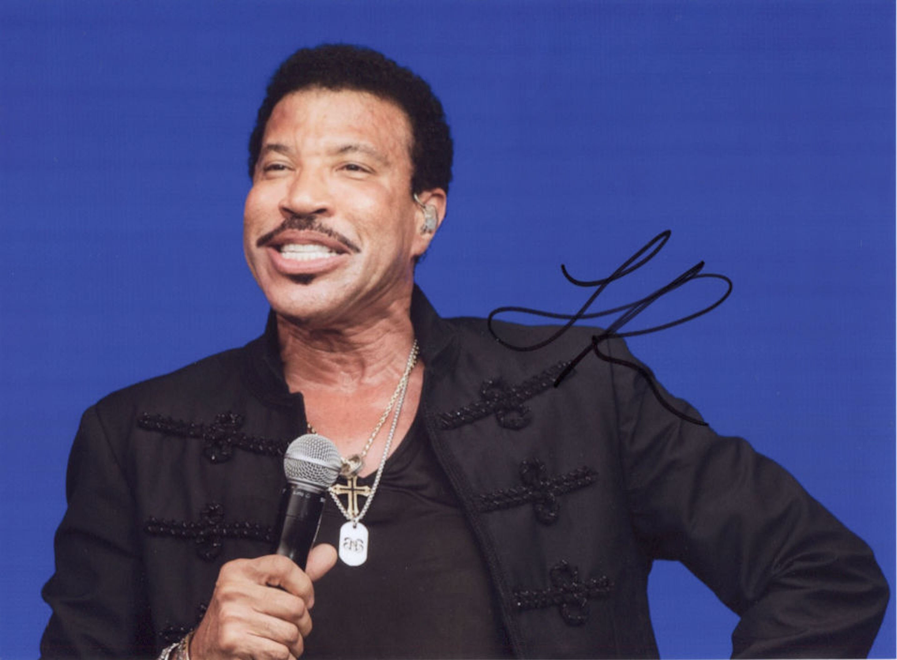 Lionel Richie SIGNED Photo + Certificate of Authentication