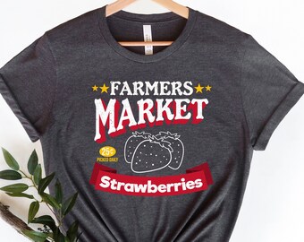 Farmers Market Strawberries Graphic Tee: Retro Cottagecore Shirt