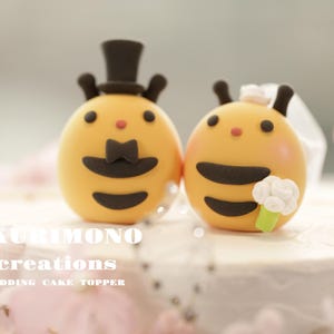 kissing bee wedding cake topper,handmade bees cake topper,custom ladybug cake topper,birthday cake topper,bride and groom cake topper