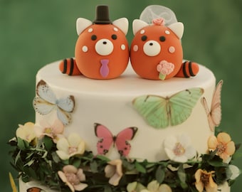 red panda wedding cake topper,handmade couple cake topper,custom wedding cake topper,birthday cake topper,bride and groom cake topper