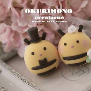 kissing bee wedding cake topper,handmade bees cake topper,custom ladybug cake topper,birthday cake topper,bride and groom cake topper