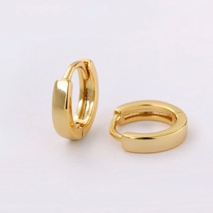 9ct Yellow Gold Filled Plain Simple 11mm Huggie Hoop Earrings